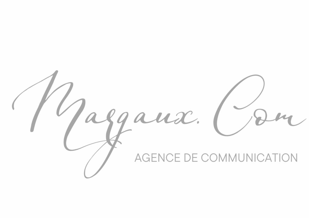 image de fond sur le site en maintenance de l'agence margaux. com reprenant le logo de l'entreprise